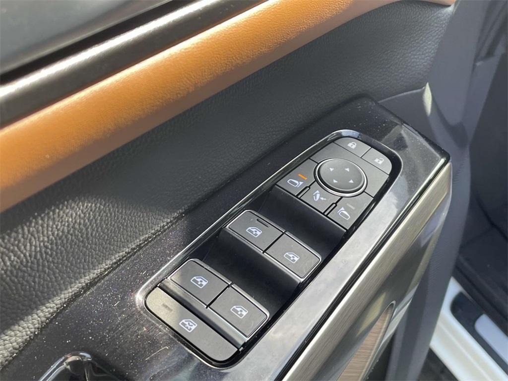 used 2023 Nissan Pathfinder car, priced at $36,988