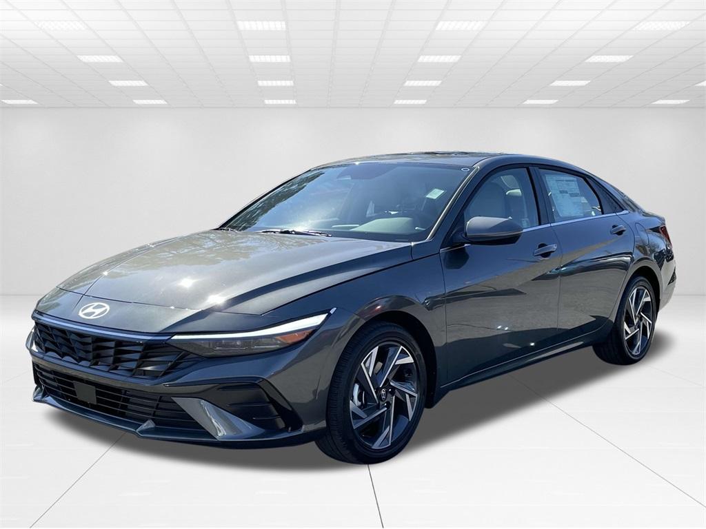 new 2025 Hyundai Elantra car, priced at $27,654
