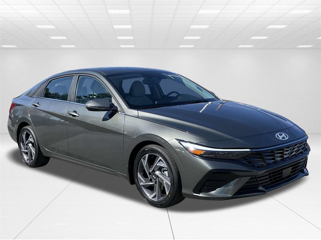 new 2025 Hyundai Elantra car, priced at $27,654