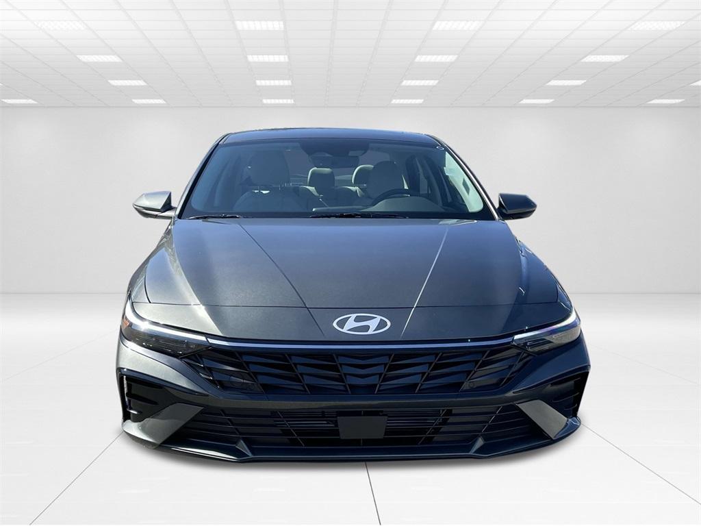 new 2025 Hyundai Elantra car, priced at $27,654