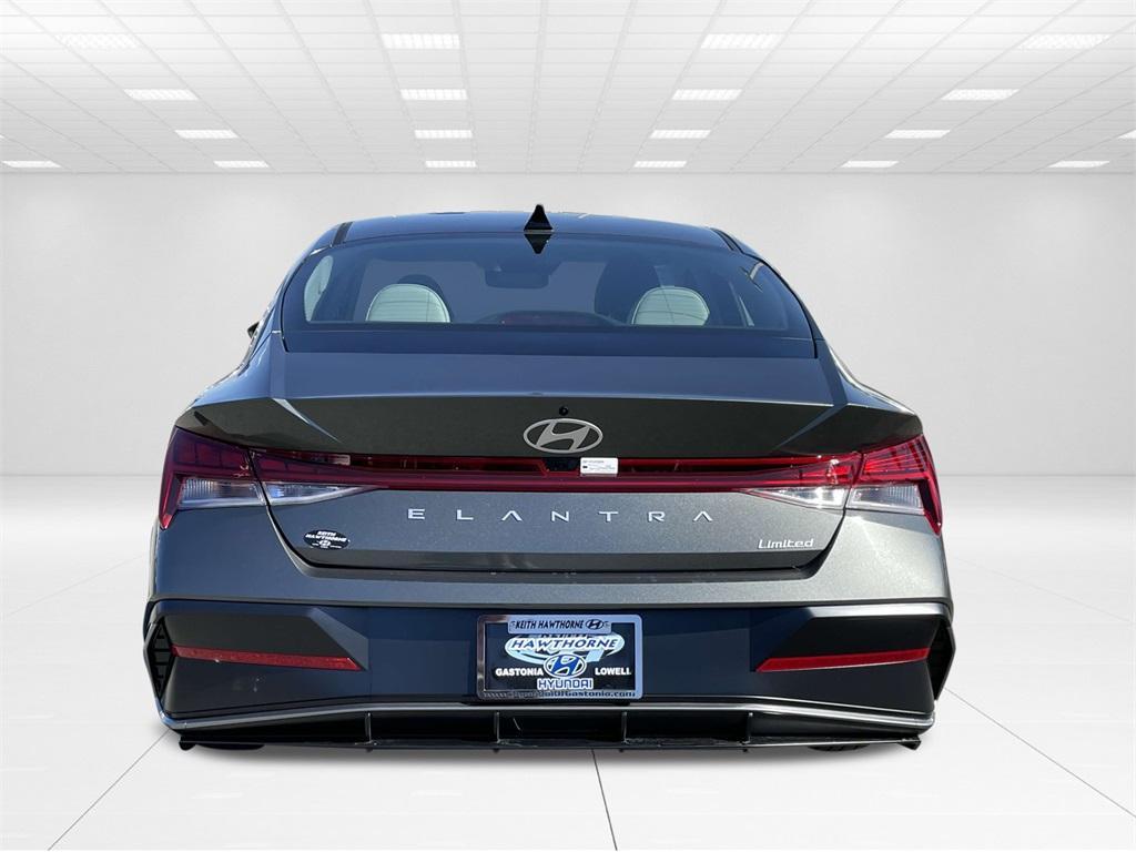 new 2025 Hyundai Elantra car, priced at $27,654