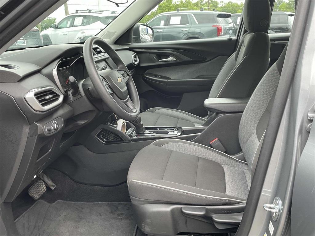 used 2023 Chevrolet TrailBlazer car, priced at $23,988
