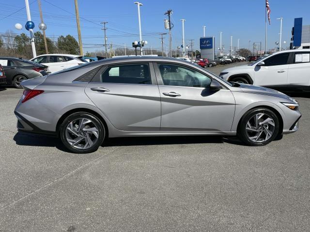 new 2025 Hyundai Elantra car, priced at $26,732