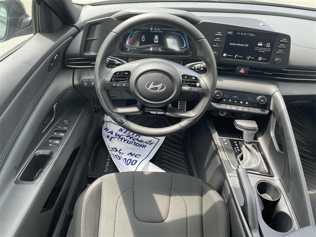 new 2025 Hyundai Elantra car, priced at $24,421