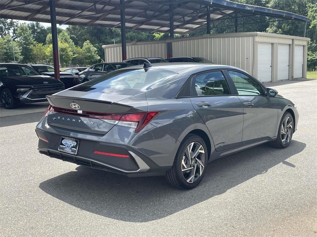 new 2025 Hyundai Elantra car, priced at $24,421