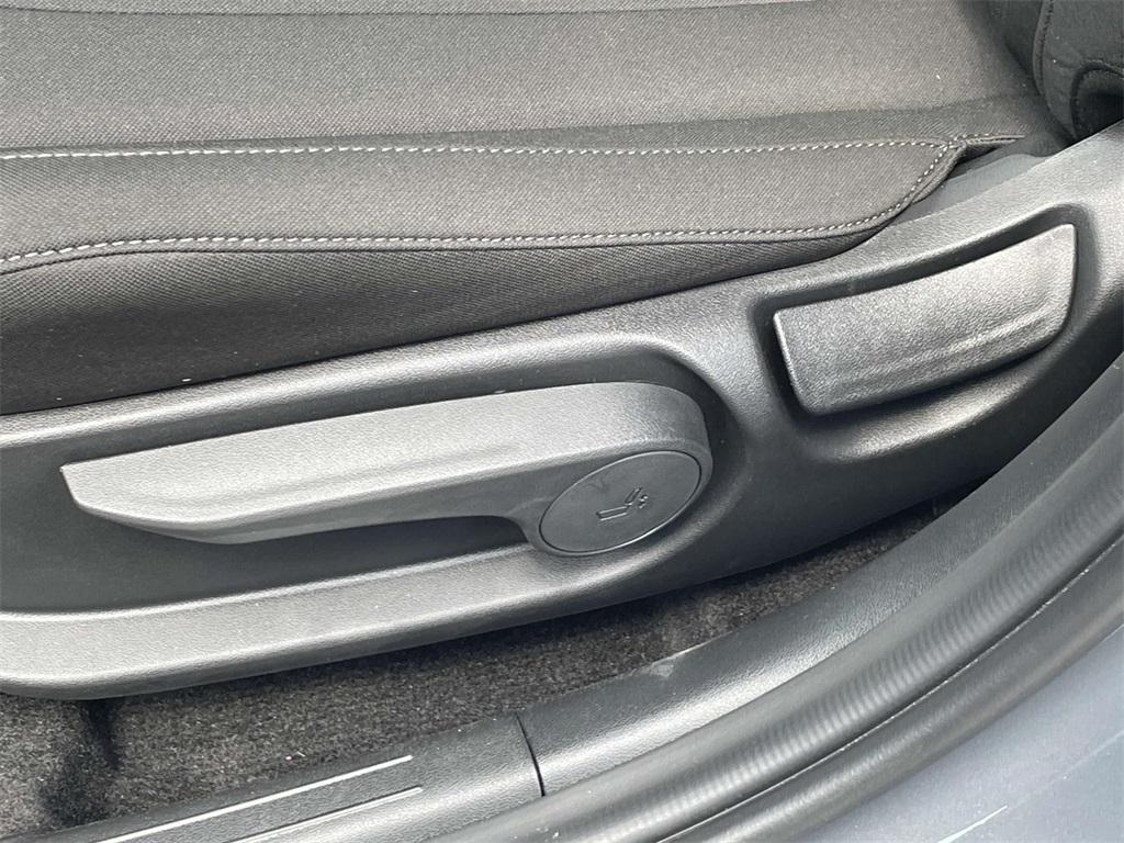 new 2025 Hyundai Elantra car, priced at $24,421