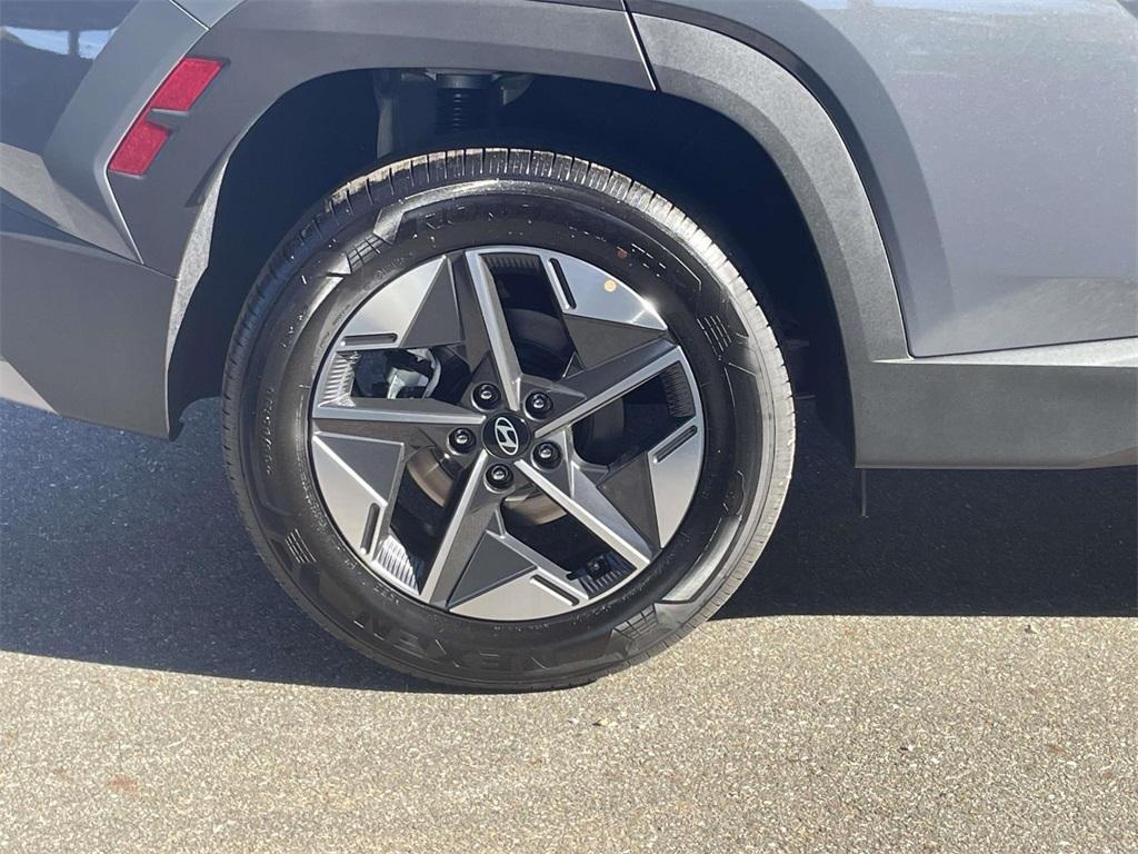 new 2026 Hyundai TUCSON Hybrid car, priced at $36,509