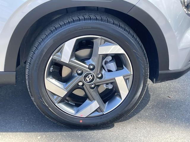 new 2025 Hyundai Venue car, priced at $23,601