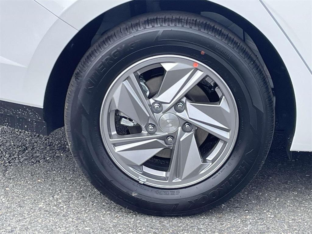 new 2025 Hyundai Elantra car, priced at $24,105