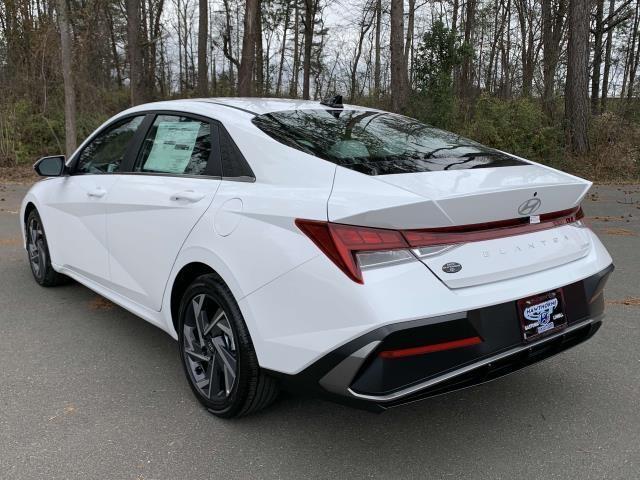 new 2025 Hyundai Elantra car, priced at $27,776