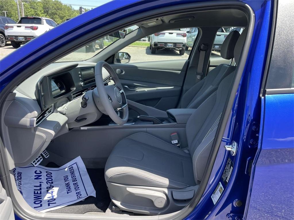 new 2025 Hyundai Elantra car, priced at $24,358