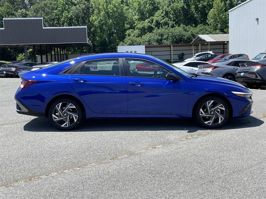 new 2025 Hyundai Elantra car, priced at $24,358