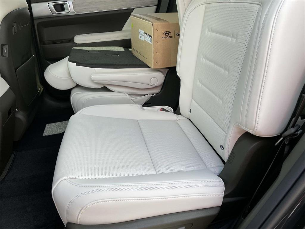 new 2025 Hyundai Santa Fe car, priced at $47,506