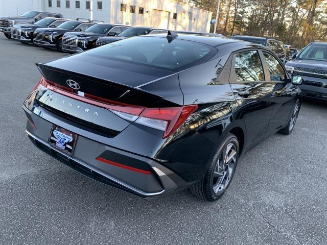 new 2025 Hyundai Elantra car, priced at $24,715