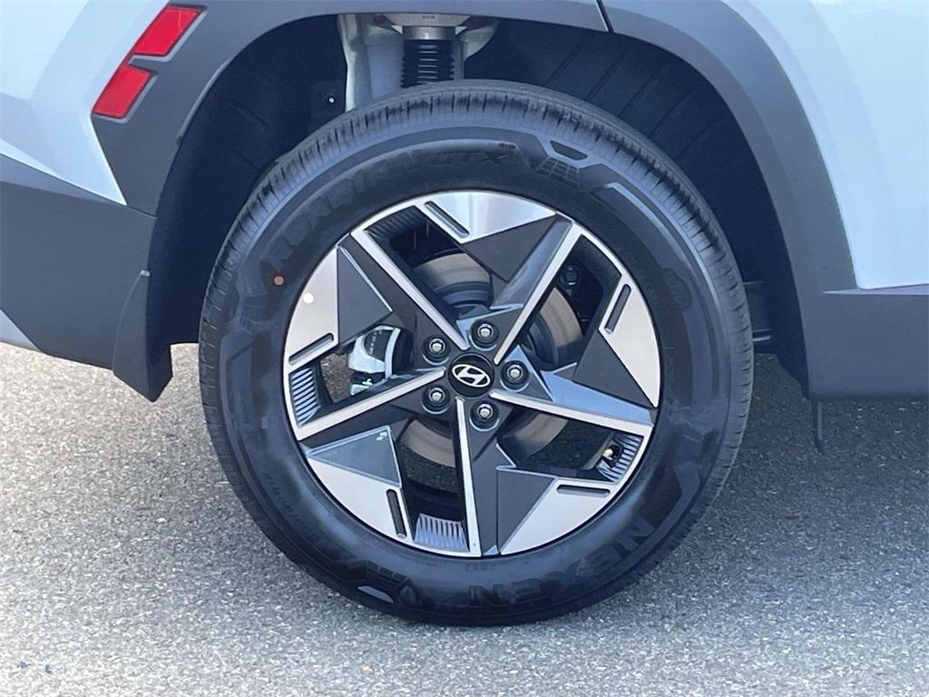 new 2026 Hyundai TUCSON Hybrid car, priced at $36,111