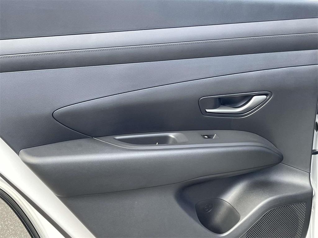 new 2026 Hyundai TUCSON Hybrid car, priced at $36,111