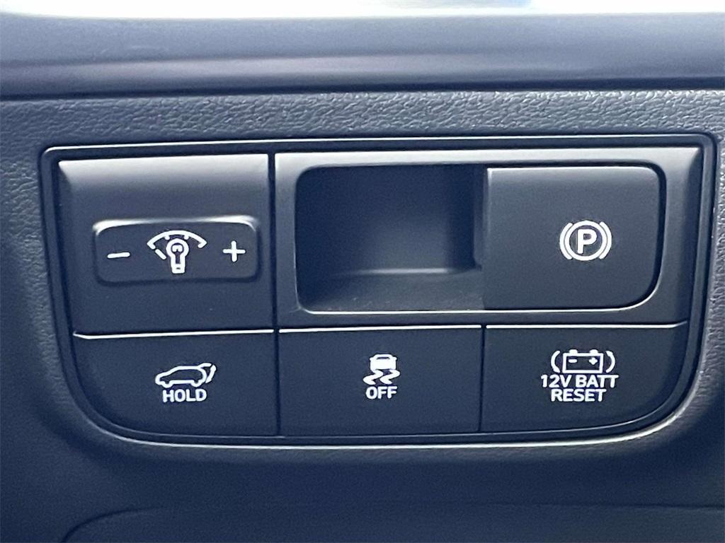 new 2026 Hyundai TUCSON Hybrid car, priced at $36,111