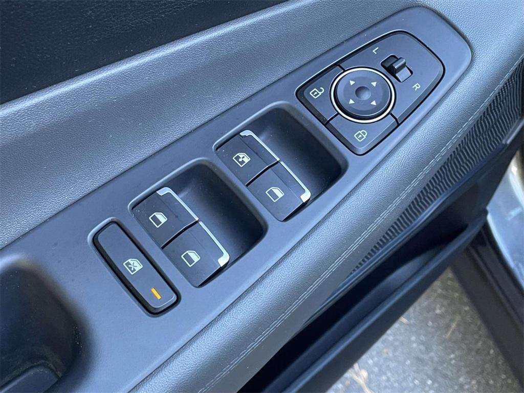 used 2022 Hyundai Santa Fe car, priced at $21,868