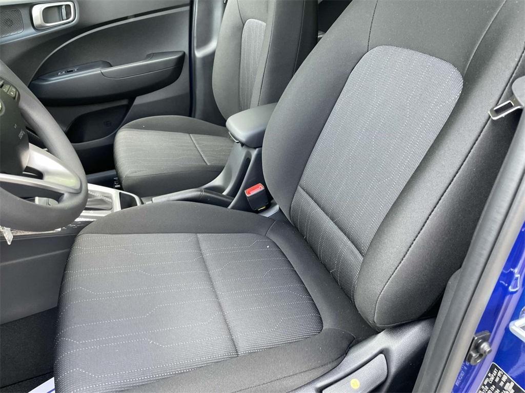 new 2025 Hyundai Venue car, priced at $21,674