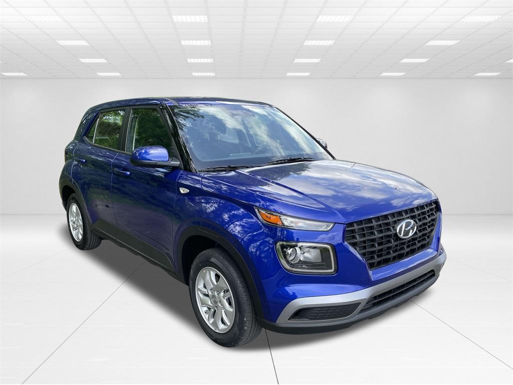 new 2025 Hyundai Venue car, priced at $21,674