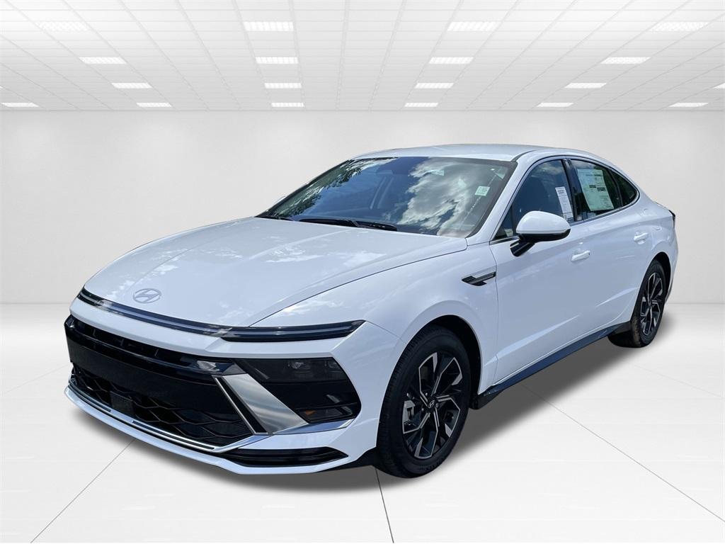 new 2025 Hyundai Sonata car, priced at $28,757