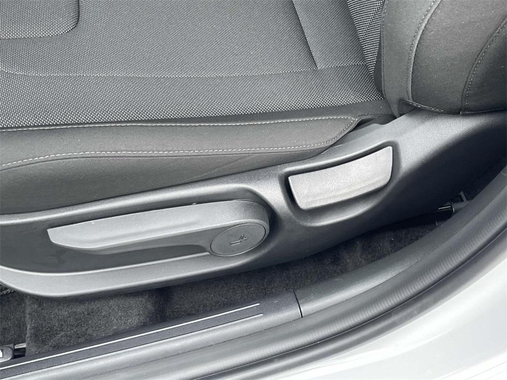 new 2025 Hyundai Elantra car, priced at $23,902