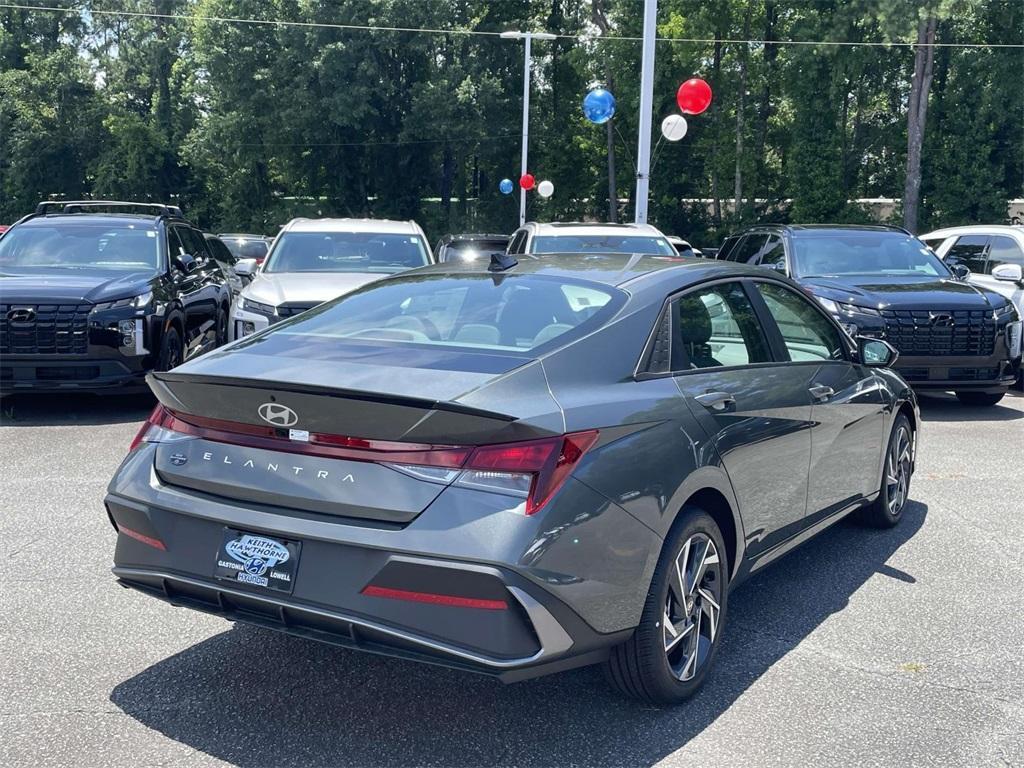 new 2025 Hyundai Elantra car, priced at $24,358