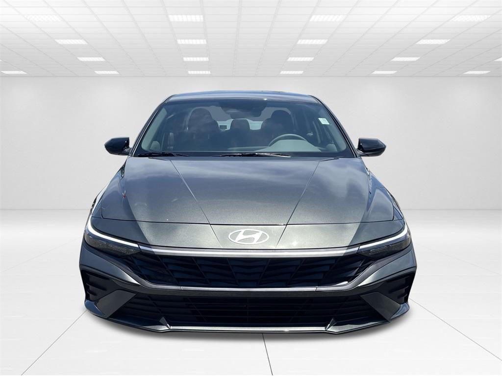 new 2025 Hyundai Elantra car, priced at $24,358