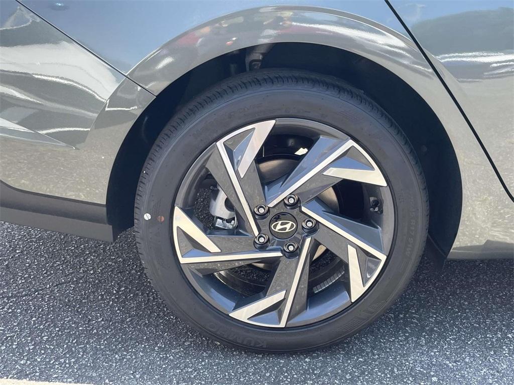 new 2025 Hyundai Elantra car, priced at $24,358