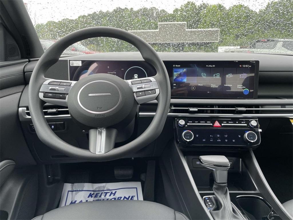 new 2025 Hyundai SANTA CRUZ car, priced at $35,074