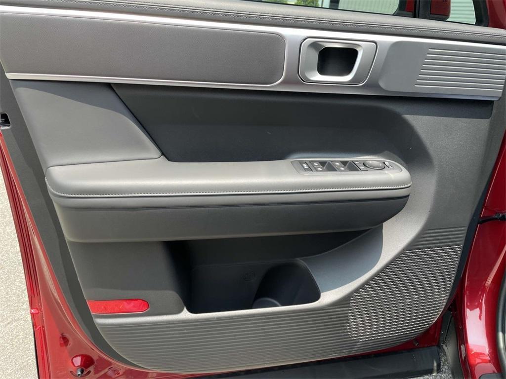 new 2025 Hyundai SANTA FE HEV car, priced at $39,704
