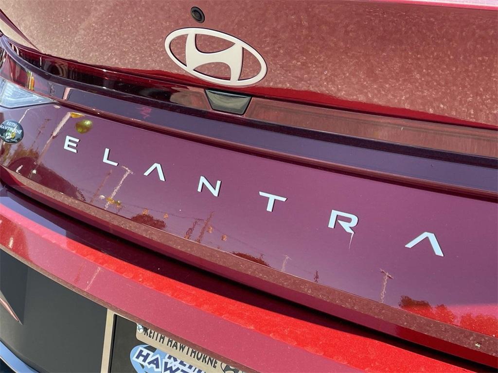 new 2025 Hyundai Elantra car, priced at $24,260