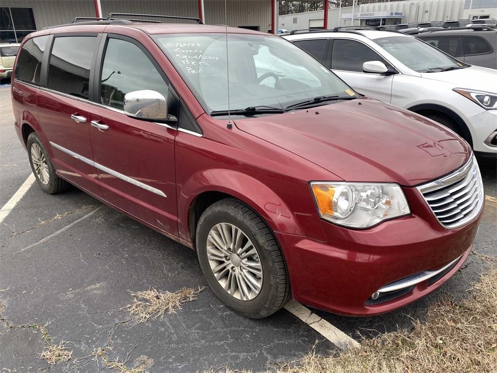 used 2016 Chrysler Town & Country car, priced at $13,625