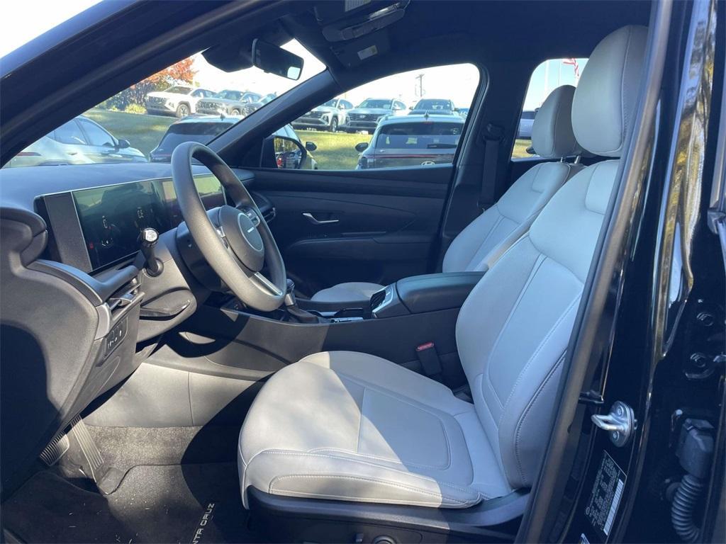 used 2025 Hyundai SANTA CRUZ car, priced at $28,781