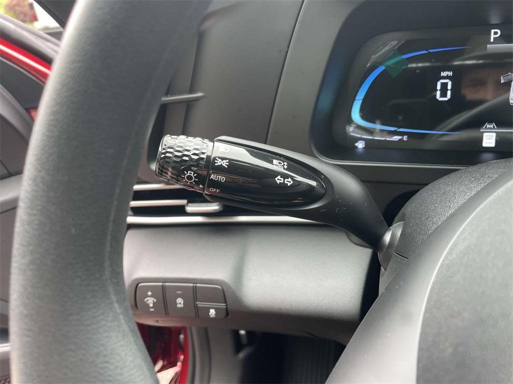 new 2025 Hyundai Elantra car, priced at $24,073