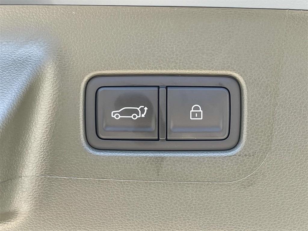 new 2025 Hyundai SANTA FE HEV car, priced at $47,317