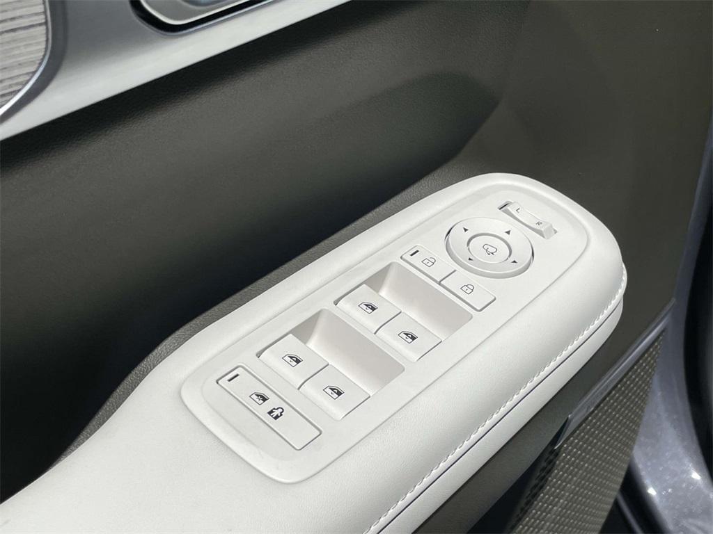 new 2025 Hyundai SANTA FE HEV car, priced at $47,317