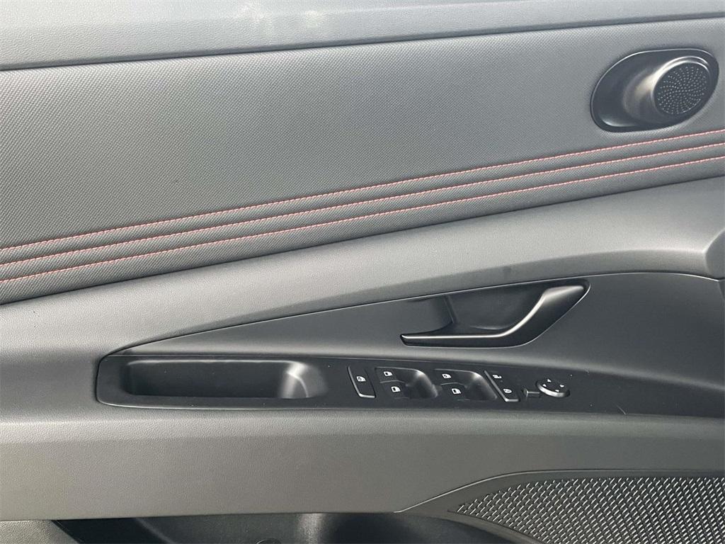 new 2025 Hyundai Elantra car, priced at $29,964