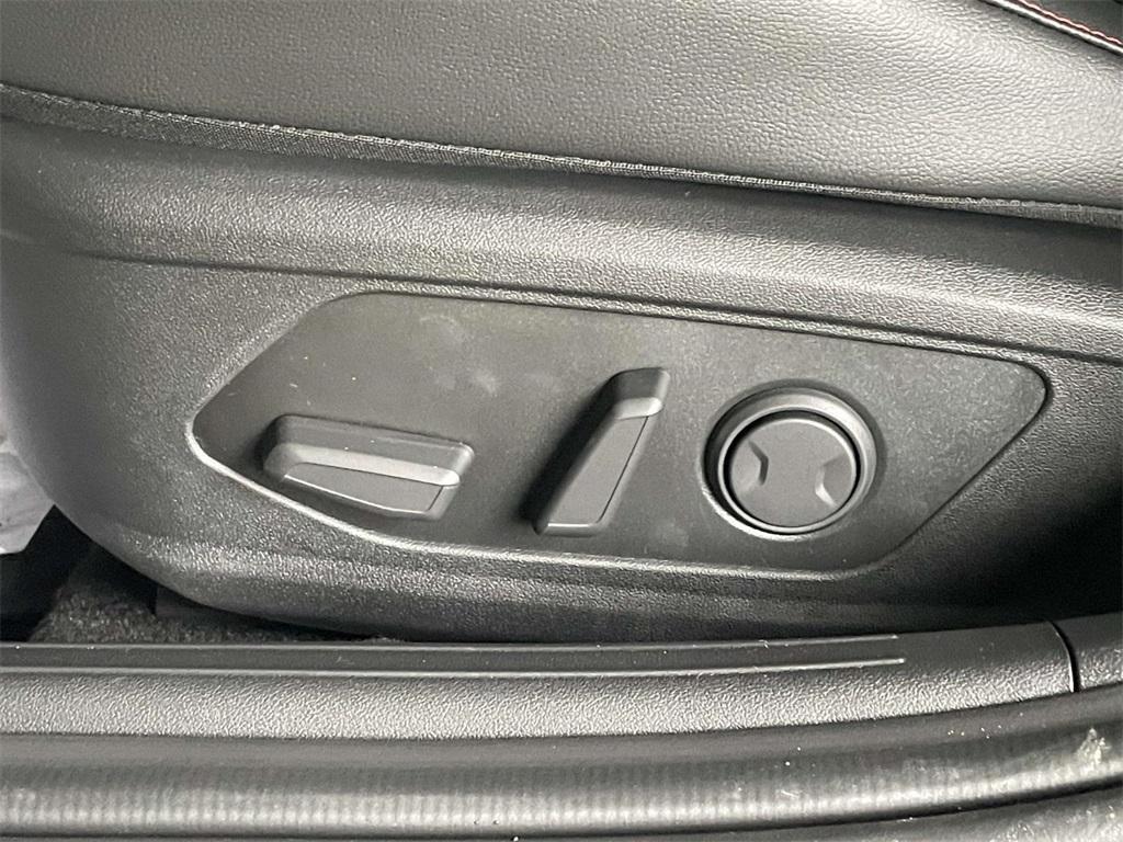 new 2025 Hyundai Elantra car, priced at $29,964