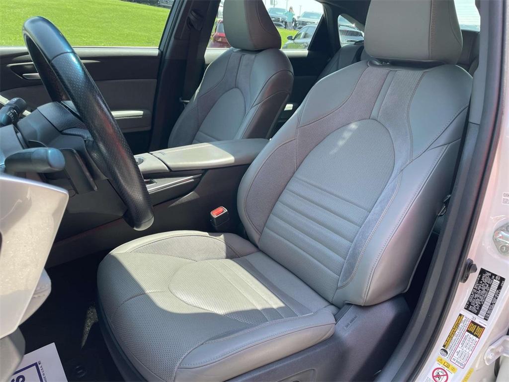 used 2019 Toyota Avalon car, priced at $24,631