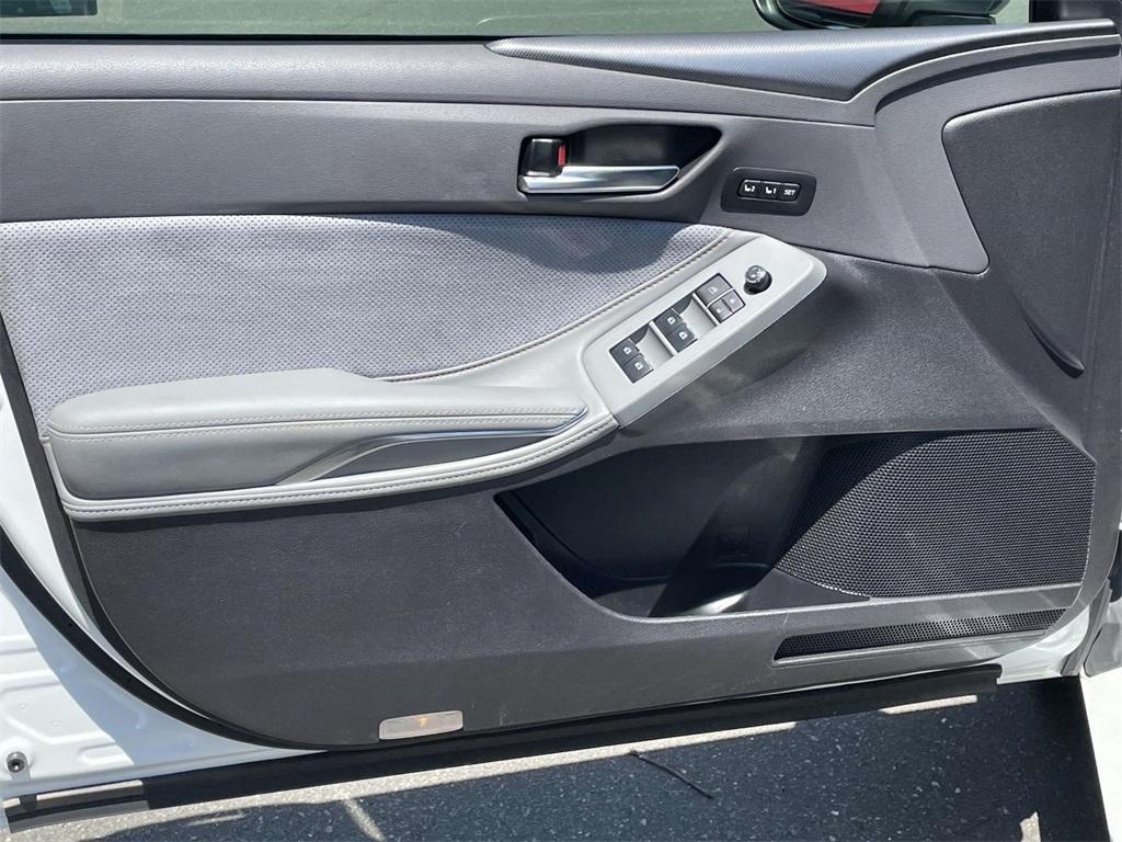 used 2019 Toyota Avalon car, priced at $24,631