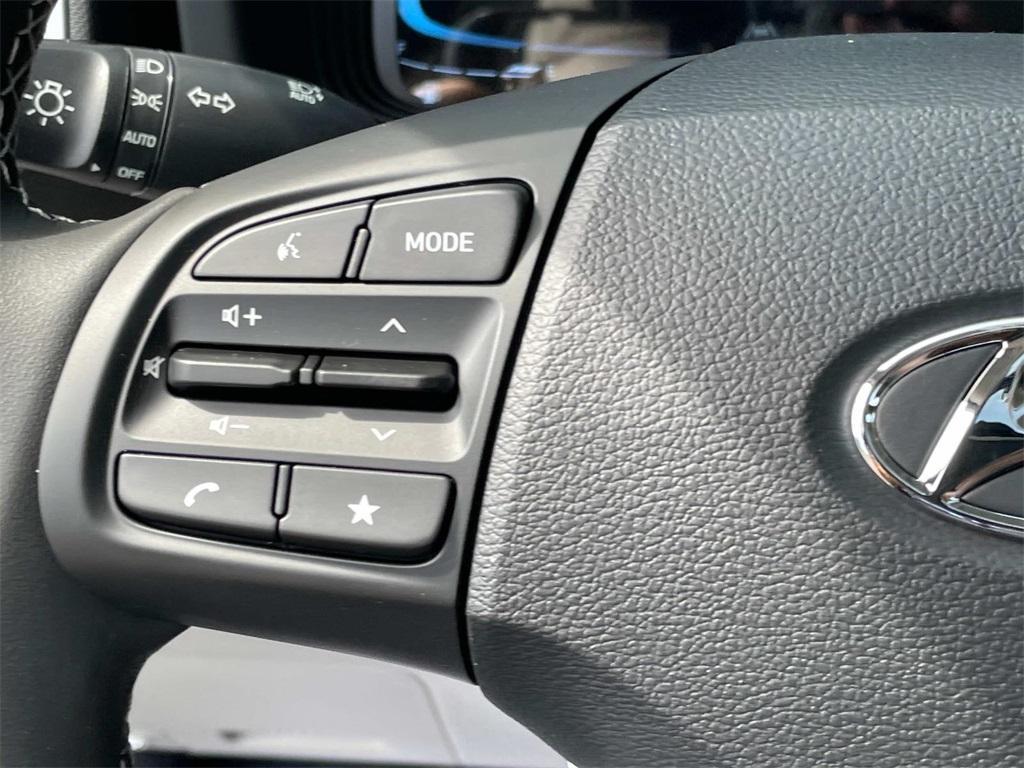 new 2025 Hyundai Venue car, priced at $23,716