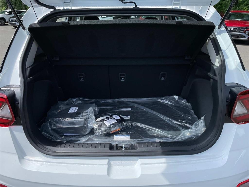 new 2025 Hyundai Venue car, priced at $23,716