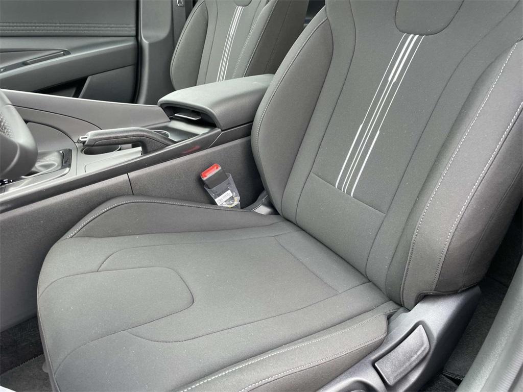 new 2025 Hyundai Elantra car, priced at $24,876