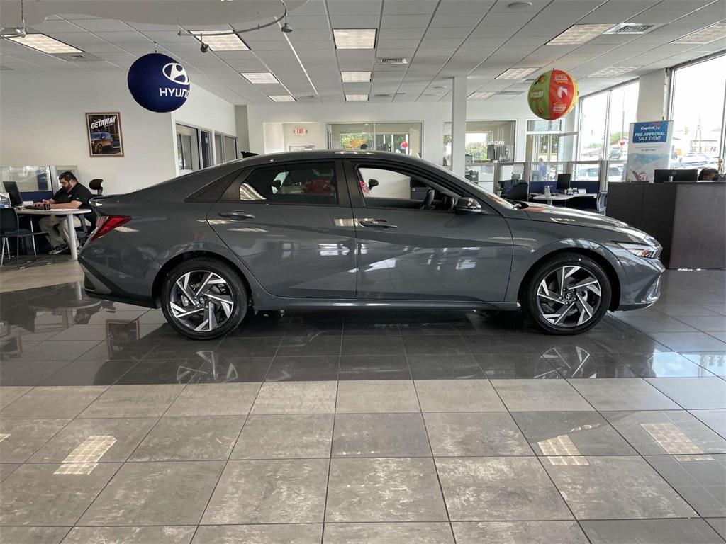 new 2025 Hyundai Elantra car, priced at $24,484