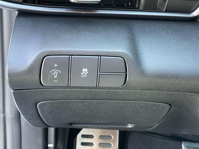 new 2025 Hyundai Elantra car, priced at $24,377