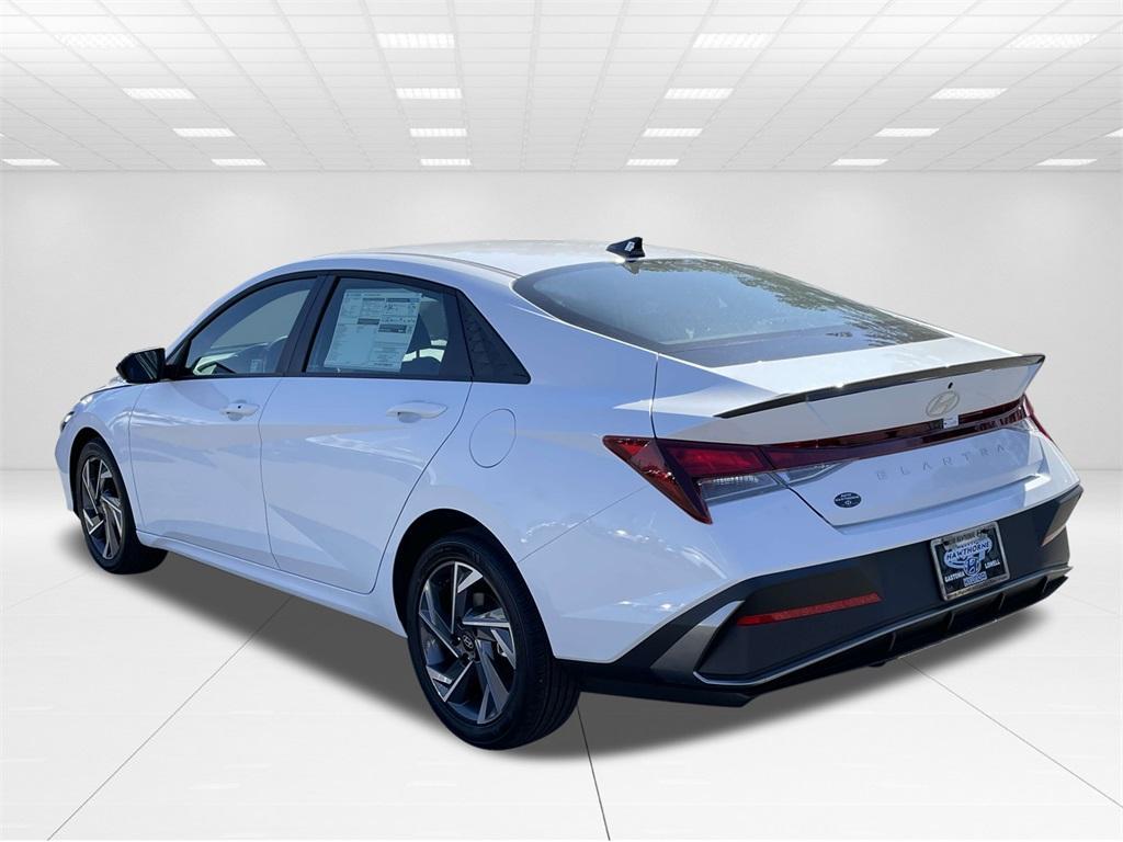 new 2025 Hyundai Elantra car, priced at $24,377