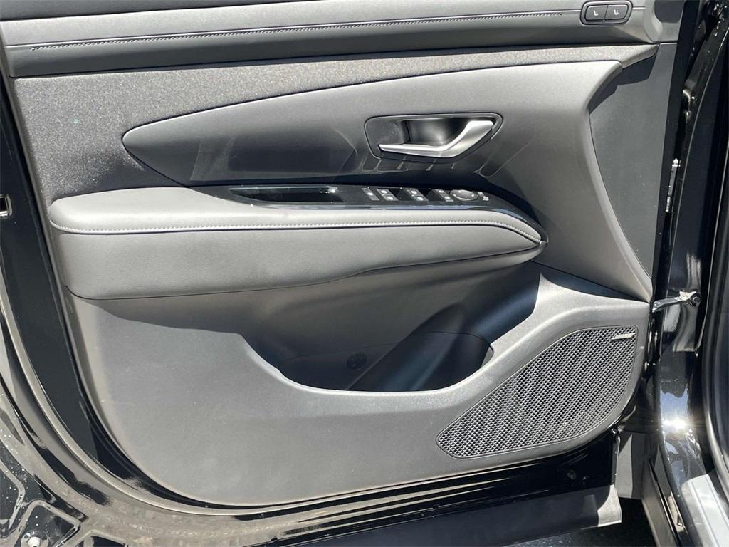 new 2025 Hyundai Tucson car, priced at $39,200
