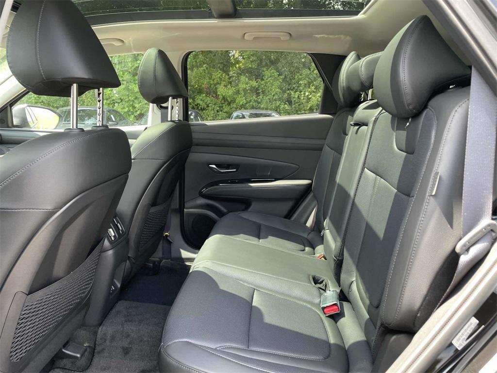 new 2025 Hyundai TUCSON Hybrid car, priced at $40,547