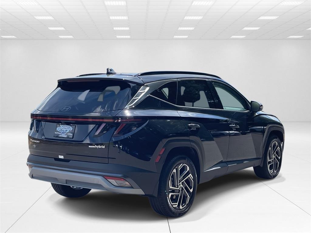 new 2025 Hyundai TUCSON Hybrid car, priced at $40,547